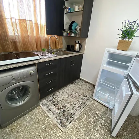 Mackenzie By The Sea Ground Floor Larnaca