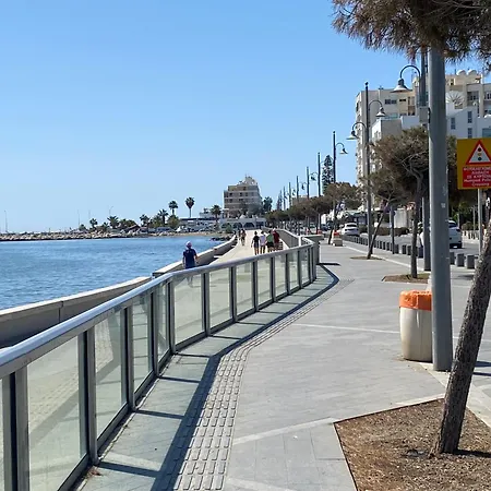 Apartment Mackenzie By The Sea Ground Floor Larnaca