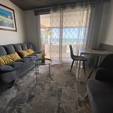 Apartment Mackenzie By The Sea Ground Floor