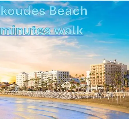 Apartment Mackenzie By The Sea Ground Floor Larnaca
