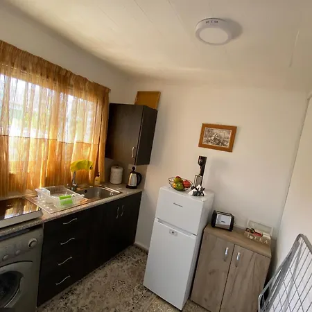 Mackenzie By The Sea Apartment Larnaca