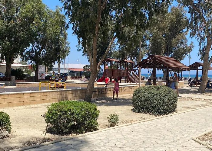 Mackenzie By The Sea One Bed Ground Floor * Larnaca