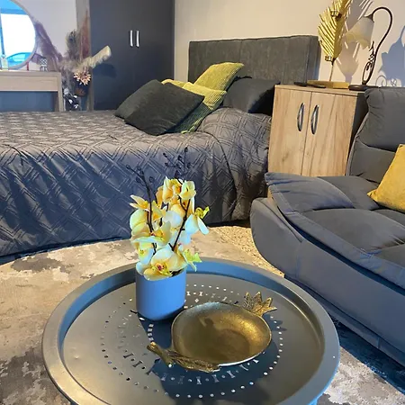 Mackenzie By The Sea One Bed Ground Floor * Larnaka