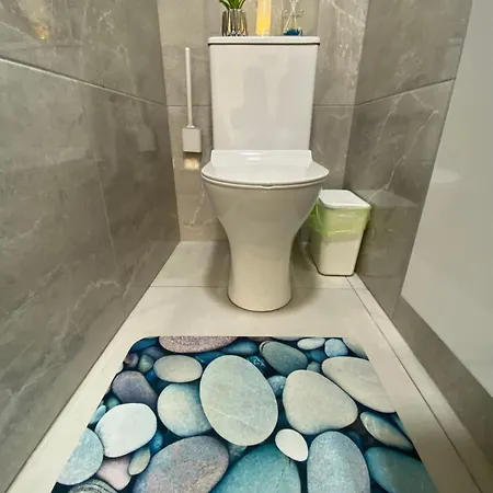 Mackenzie By The Sea One Bed Ground Floor * Larnaka